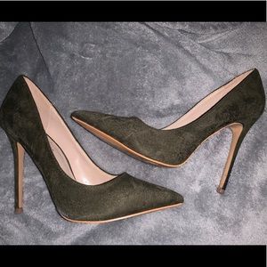 AKIRA Green Pointed Toe High Heels